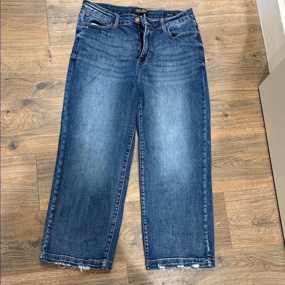Judy Blue Dark Wash Cropped/ Wide Leg  Jeans